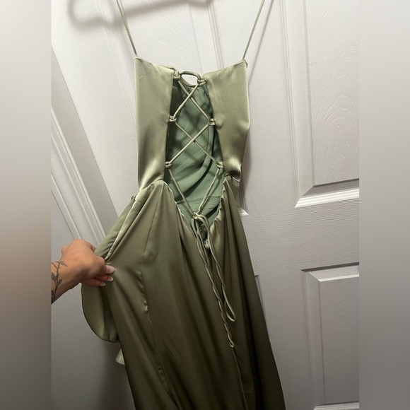 Brand new, never worn, beautiful satin green dress. - Picture 2 of 5